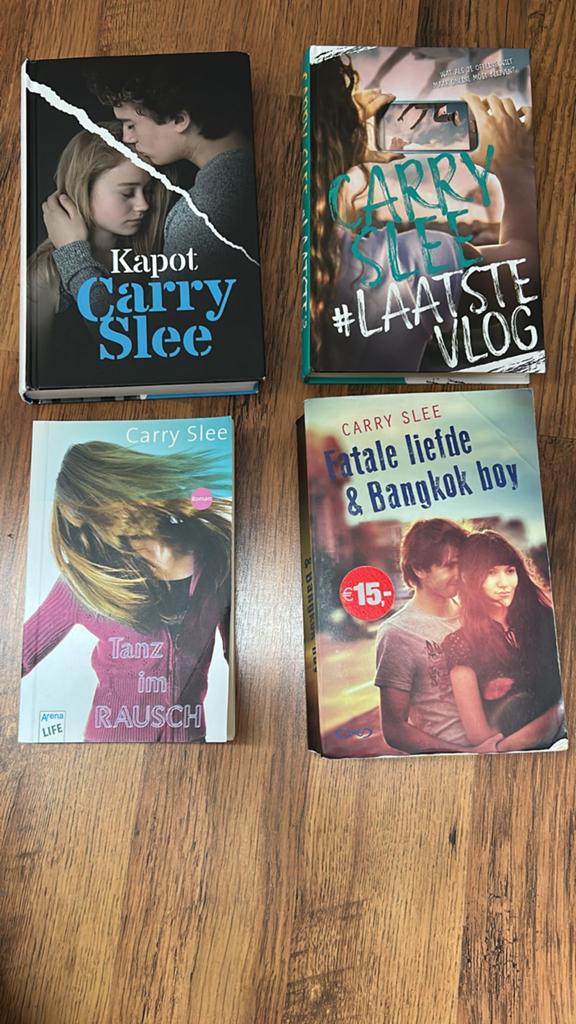 Carry Slee Boekenpakket: Kapot, #Laatste Vlog, Fatale Liefde, Ophalen of Verzenden, Zo goed als nieuw, Nederland