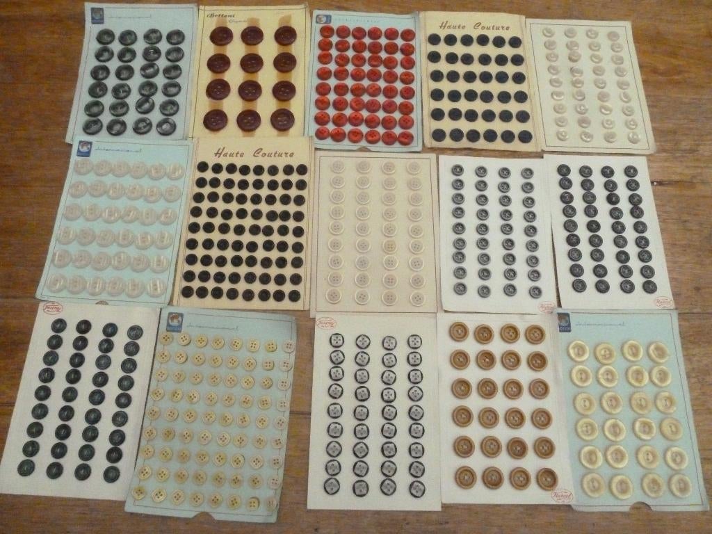 Partij met 15 kaarten met knopen fournituren winkel, Ophalen of Verzenden, Nieuw, Knoop of Knopen