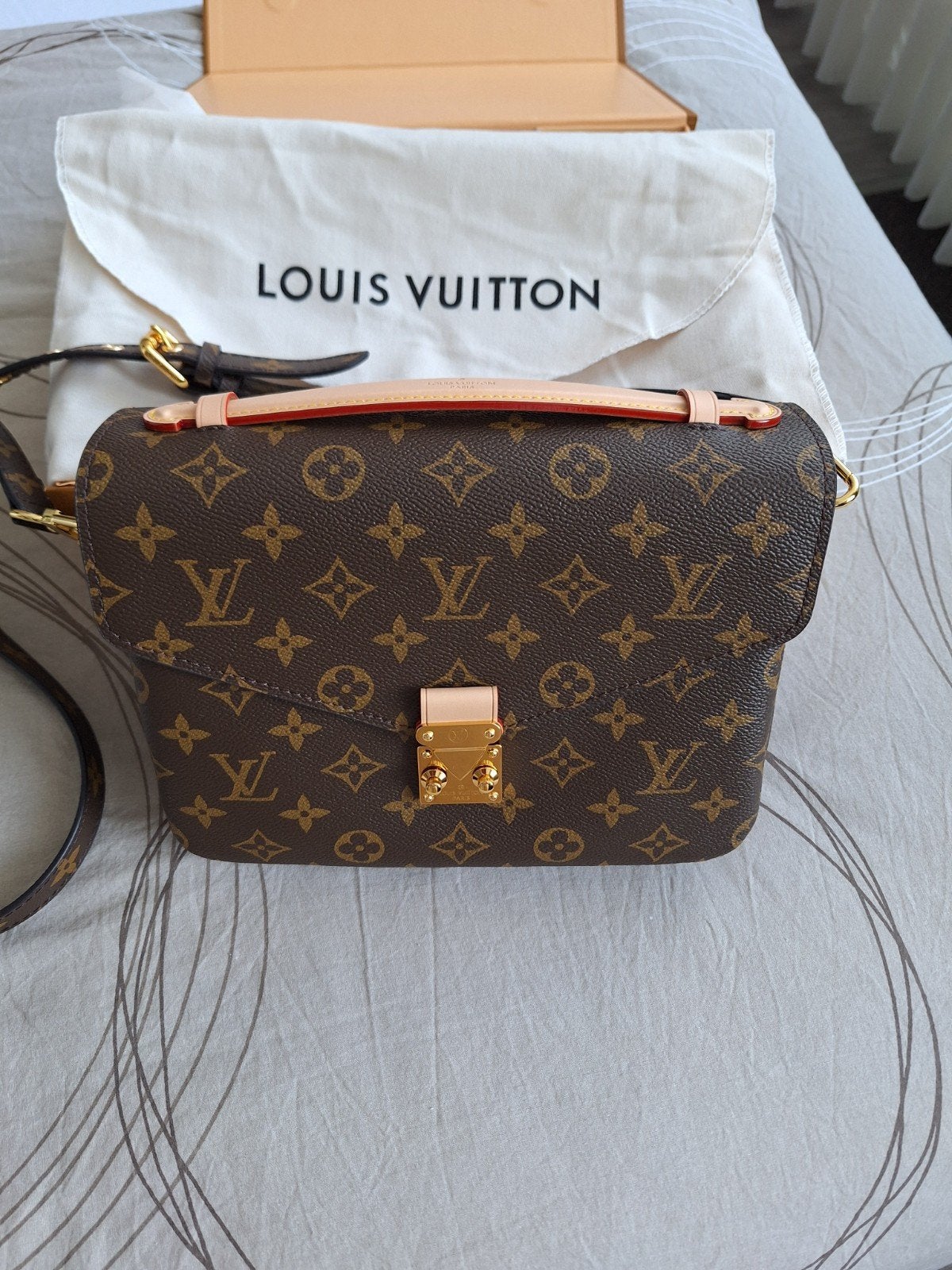 Louis Vuitton Tas 1:1 - Nieuw met doos en stofzak, Sieraden, Tassen en Uiterlijk, Ophalen of Verzenden, Nieuw, Bruin, Handtas