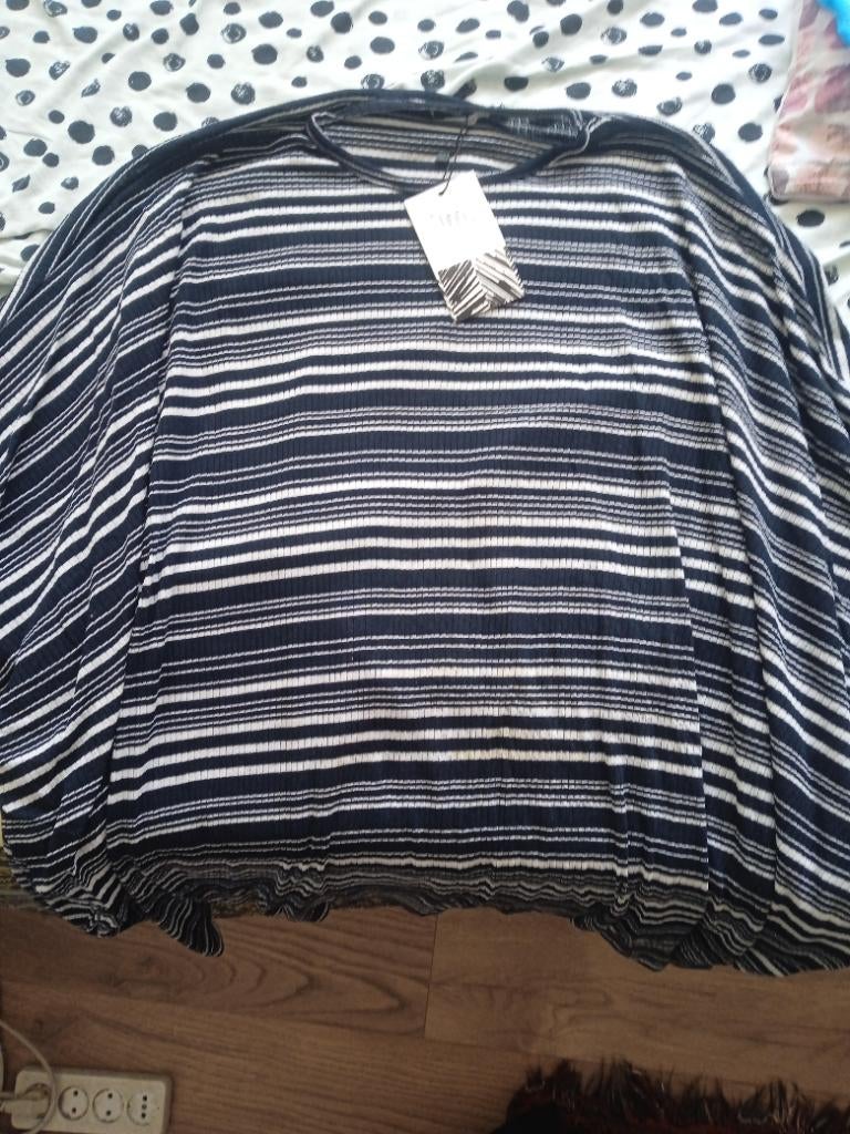 Nieuwe Muni Muni zwart wit gestreepte poncho (one size), Maat 38/40 (M), Verzenden, Zwart, Nieuw