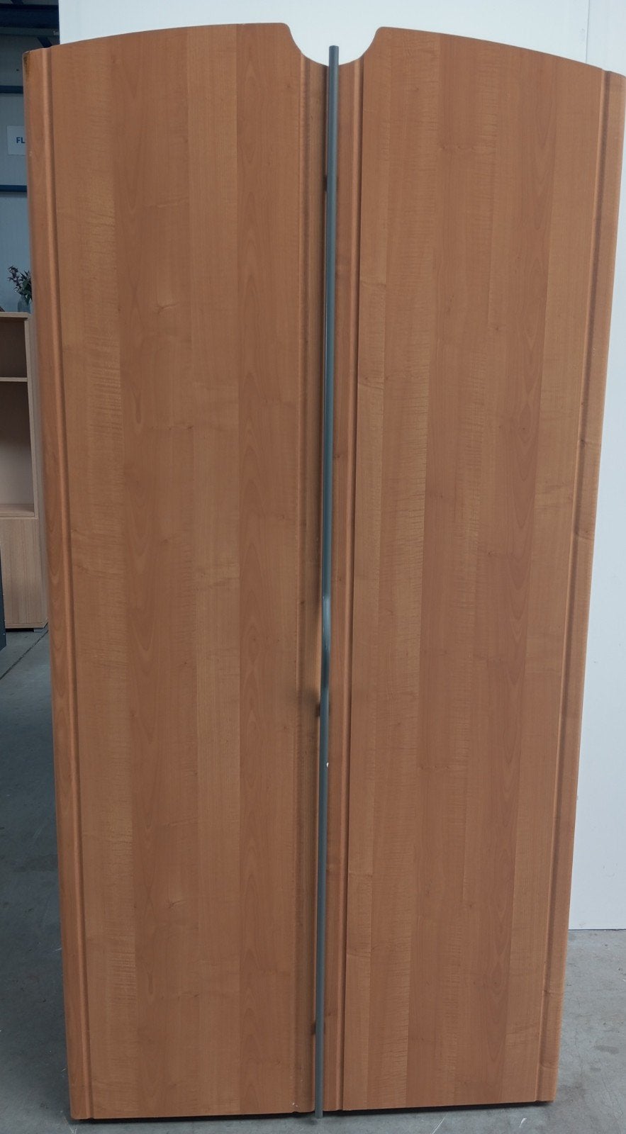 Eiken kast 99x59x200 cm met hangruimte en planken, Ophalen, Met deur(en), Gebruikt, 200 cm of meer