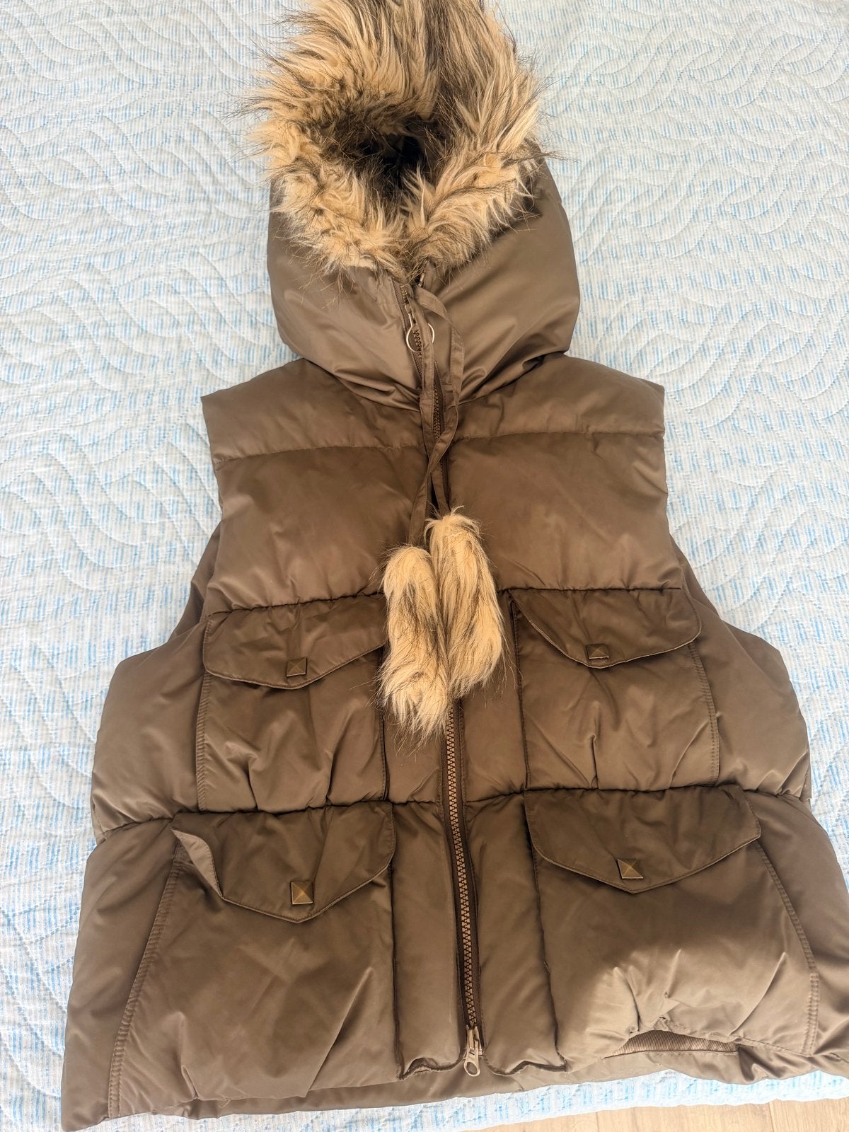 Basic & More dons bodywarmer met capuchon en bont, Ophalen of Verzenden, Zo goed als nieuw, Maat 38/40 (M), Bruin