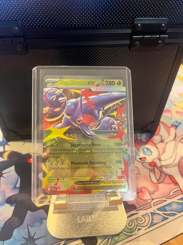 Mega Heracross EX 004/094 NM - Packfresh Pokémon Kaart, Ophalen of Verzenden, Zo goed als nieuw, Losse kaart, Foil