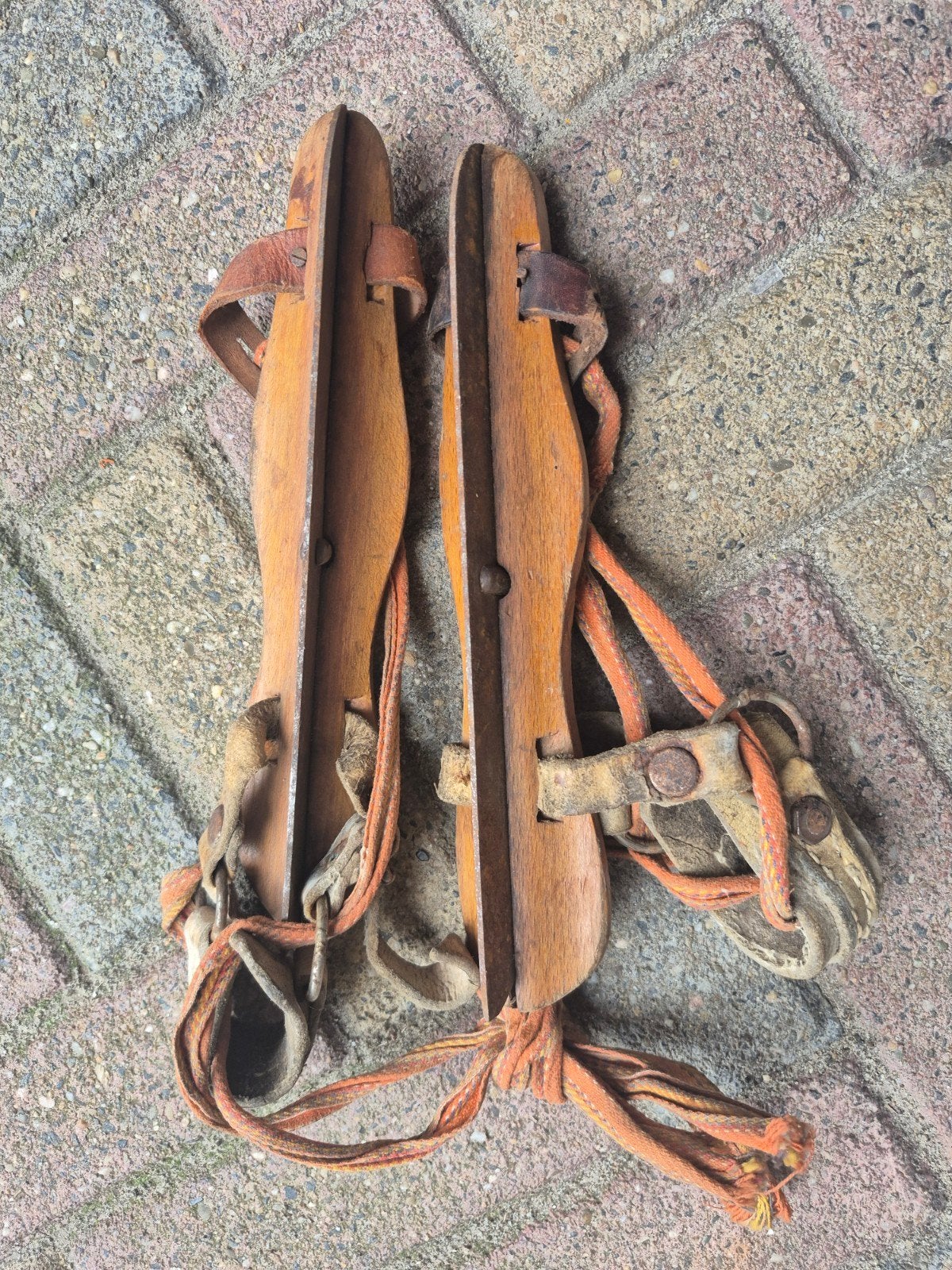 Antieke Friese doorlopers - Houten schaatsen, Antiek en Kunst, Ophalen of Verzenden