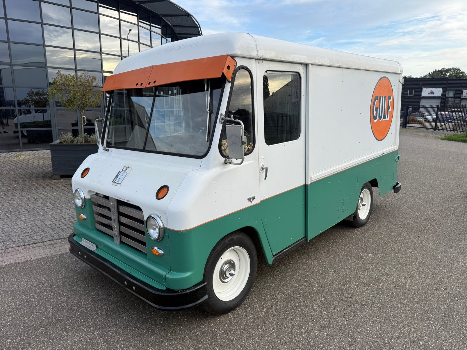 1960 International Metro Stepvan V8 automaat, foto 2