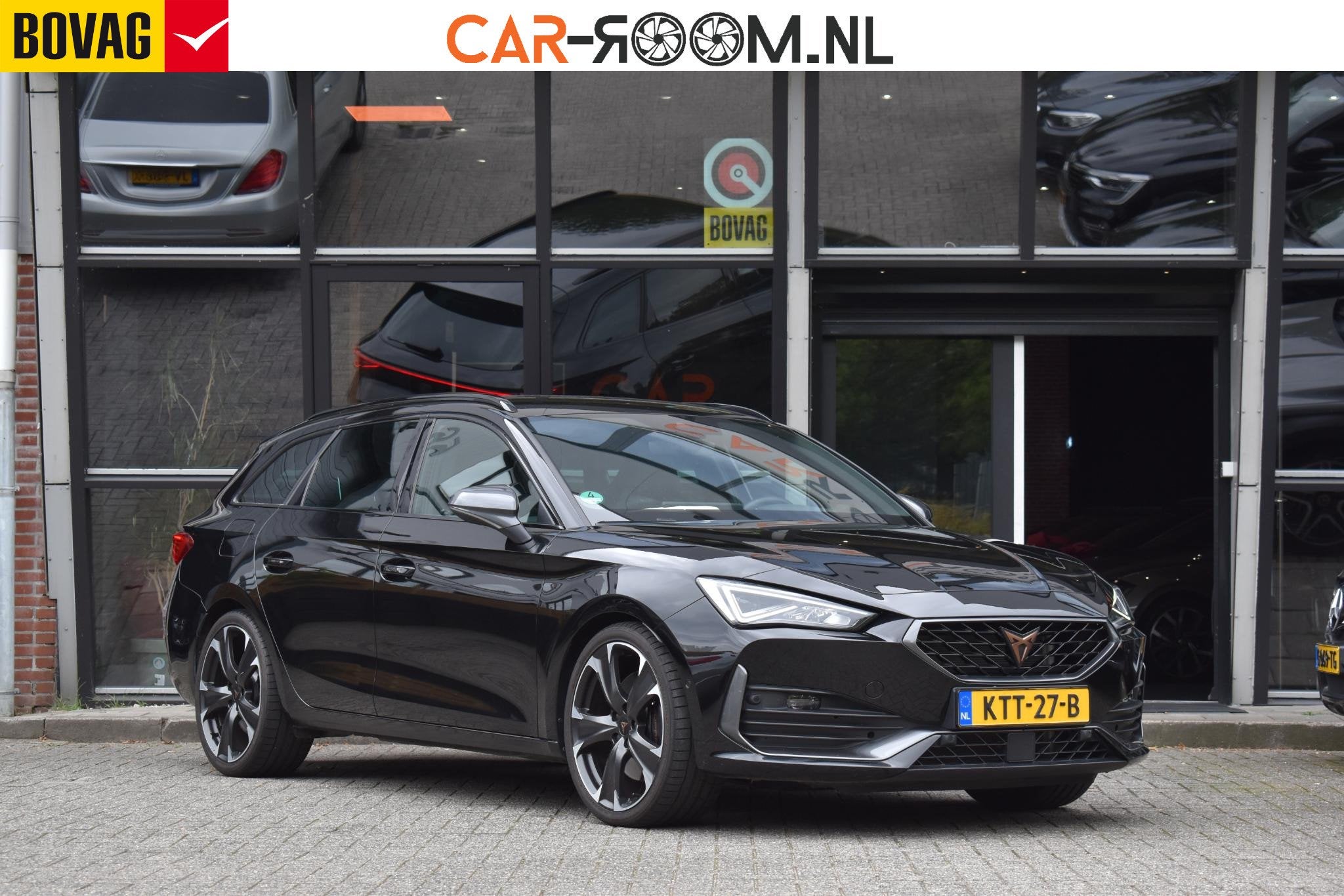 CUPRA Leon Sportstourer 2.0 TSI 245PK Keyless Lane ACC, Auto's, Dealer onderhouden, Gebruikt, 4 cilinders, Met garantie (alle)