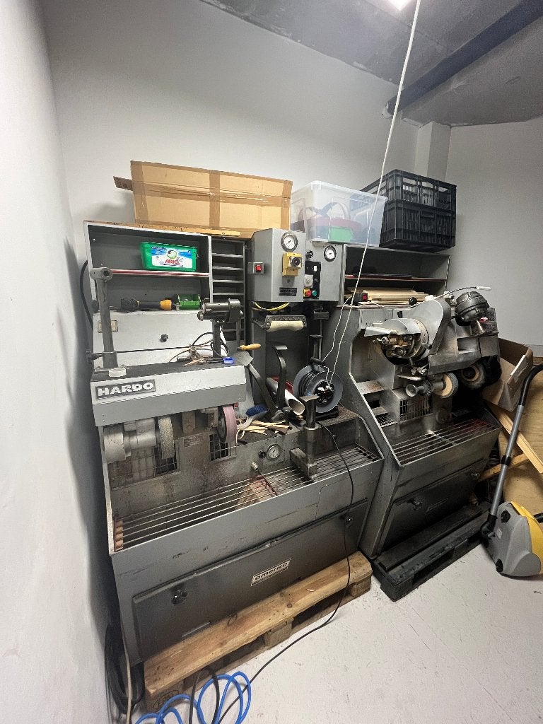schoenherstel machine / schuurband HARDO, Ophalen, Gebruikt, 1200 watt of meer, Bandschuurmachine