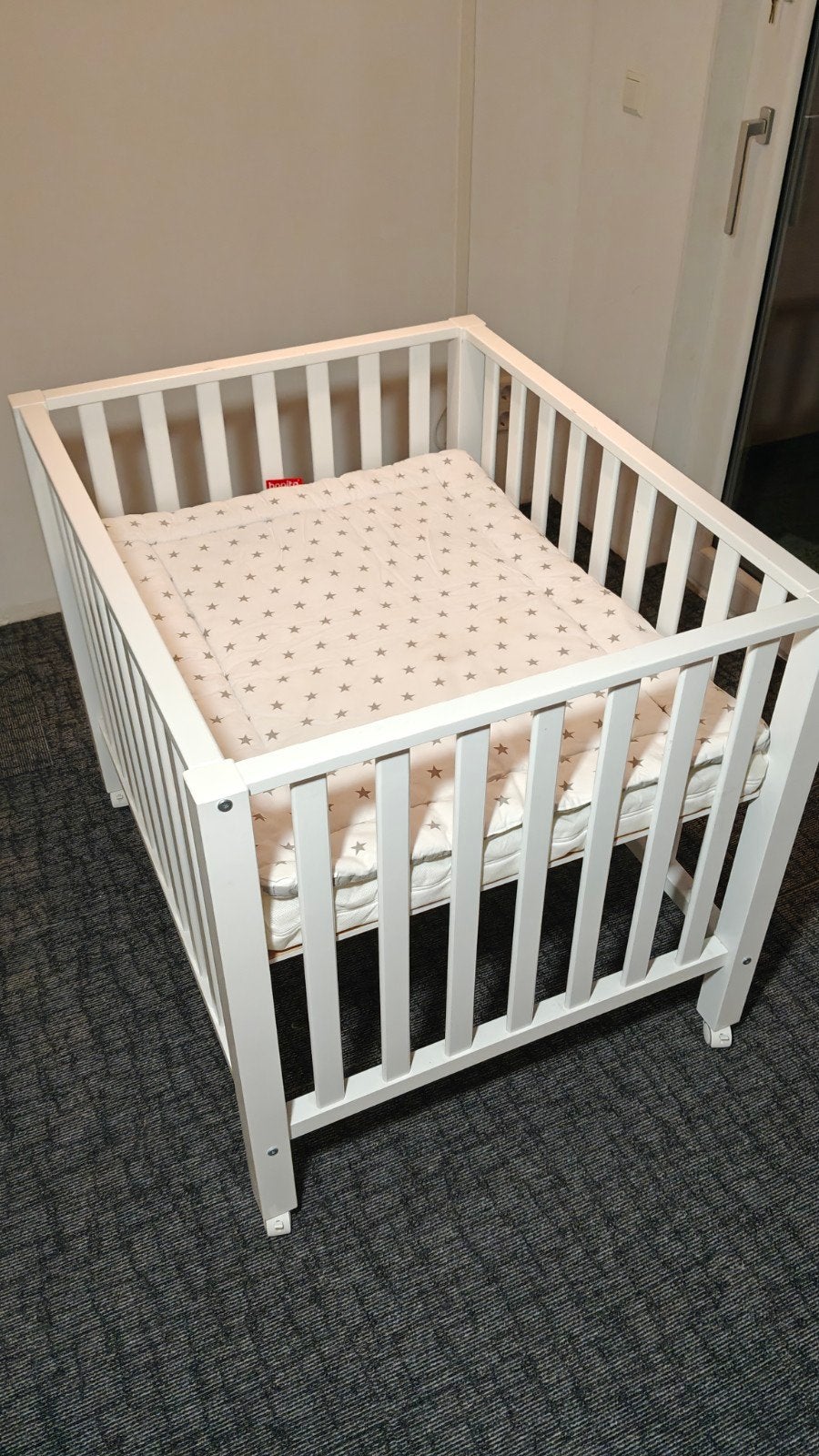 Bopita Box Brent Wit met wieltjes en boxkleed, Kinderen en Baby's, Boxen