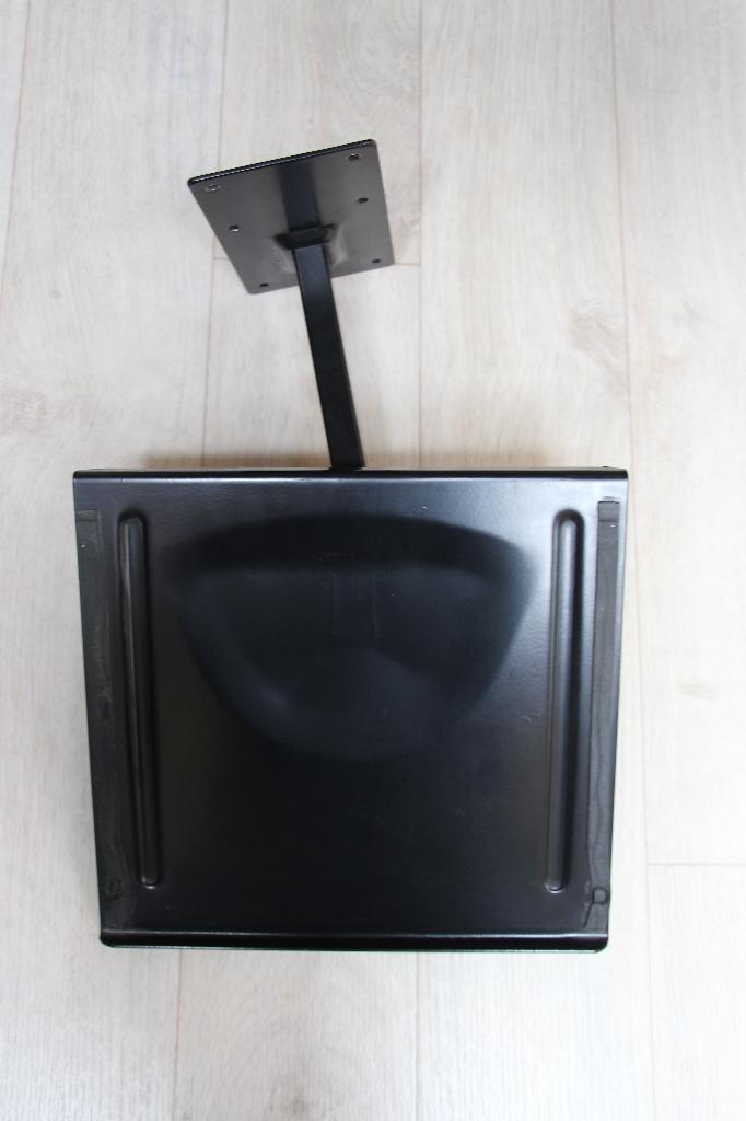TV-wandsteun (plateau) voor universeel gebruik, Ophalen of Verzenden, Gebruikt