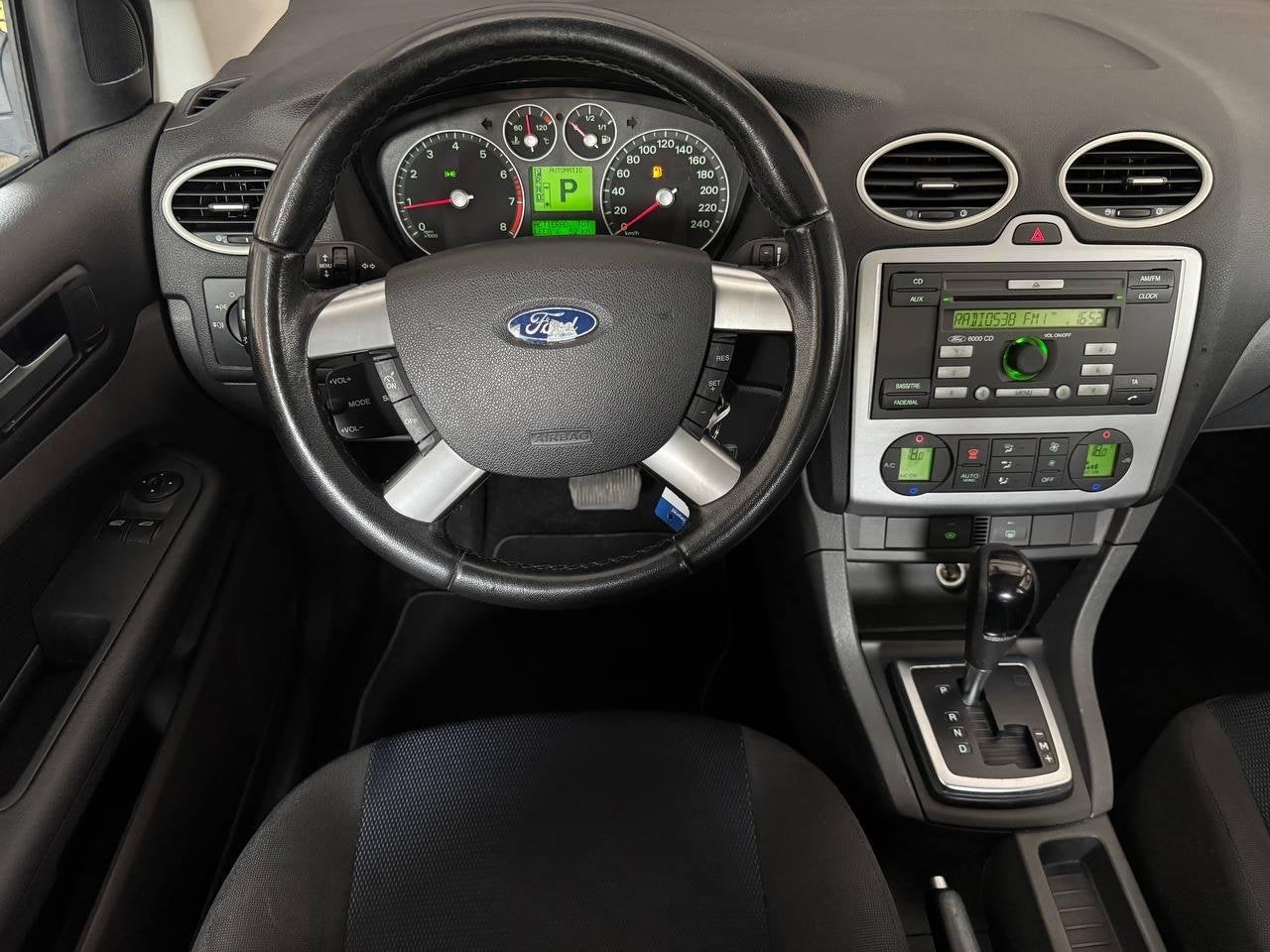 Foto 18 van Ford Focus 1.6-16V Futura