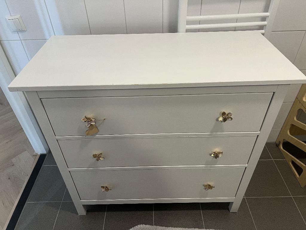 Hemnes ladekast 3 lades commode, Huis en Inrichting, Kasten | Ladekasten, Zo goed als nieuw, Minder dan 100 cm, 100 tot 150 cm