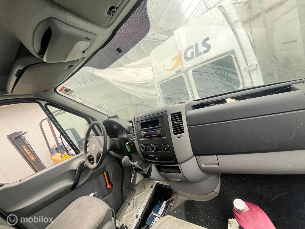 Volkswagen Crafter Bestel 32 2.5 TDI L4H3, 136 pk, Gebruikt, Volkswagen, Electronic Stability Program (ESP)