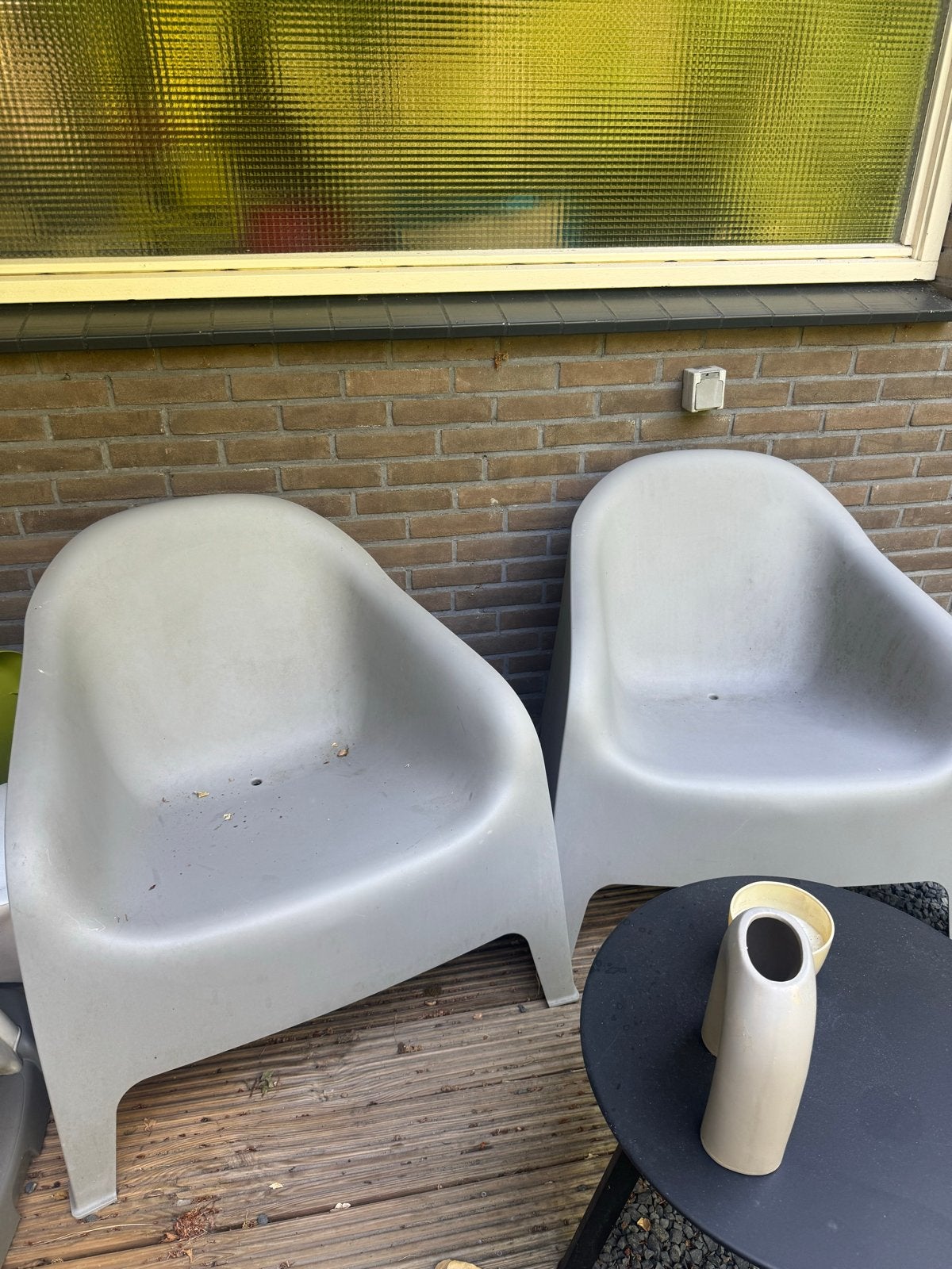 Set van 2 grijze buiten fauteuils, Ophalen, Kunststof, Gebruikt, 75 tot 100 cm