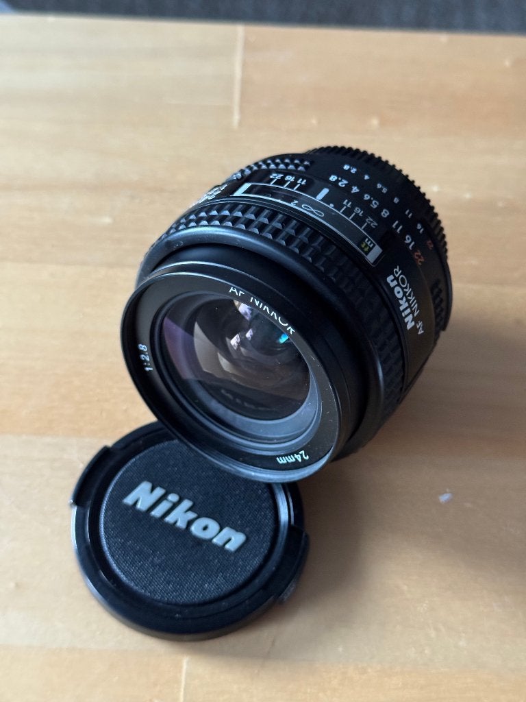 NIkon Nikkor AF 24mm f2.8 lens, Gebruikt, Autofocus, Nikon, Nikon F-mount