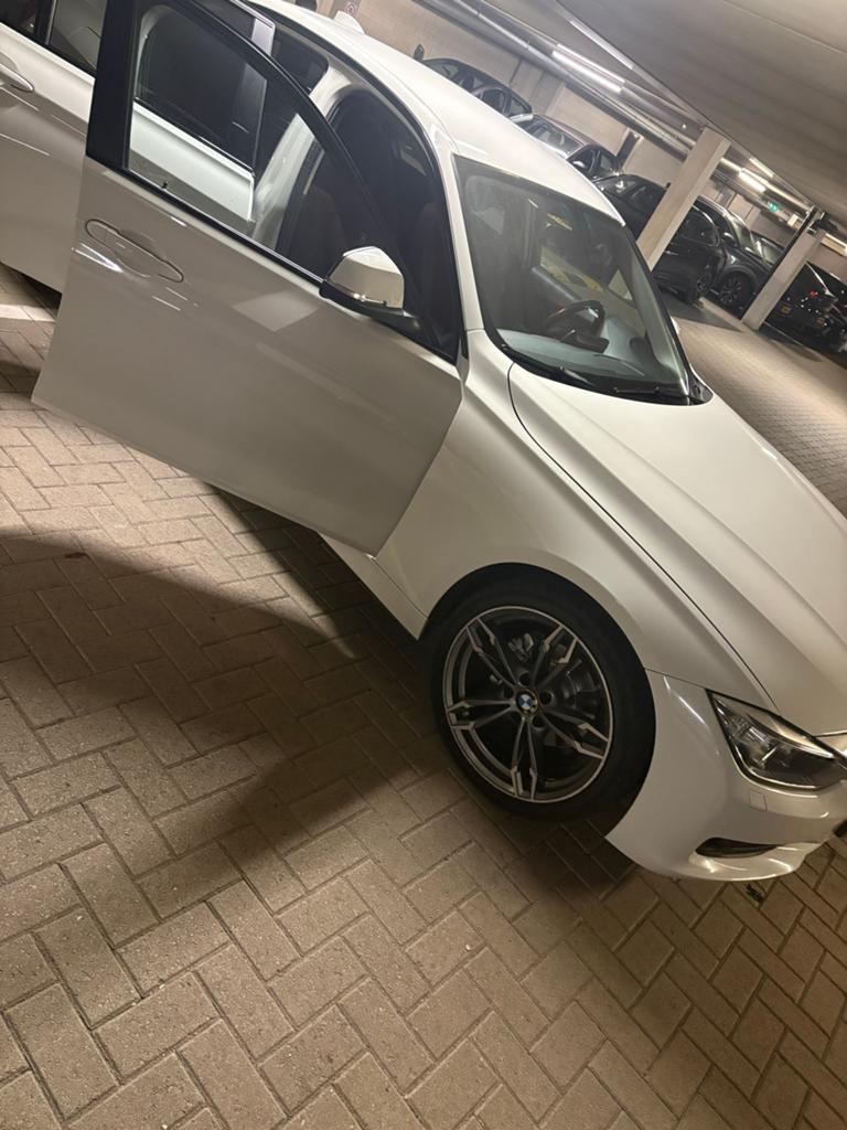 BMW 3-Serie 1.6 316I AUT 2014 Wit 187xxxkm, Auto's, Automaat, 4 cilinders, Wit, Origineel Nederlands