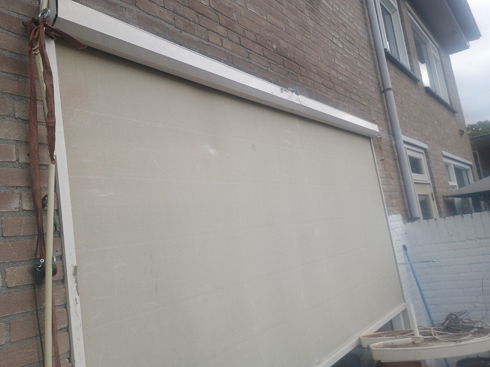 Zonnescherm 3 meter breed met elektrische bediening