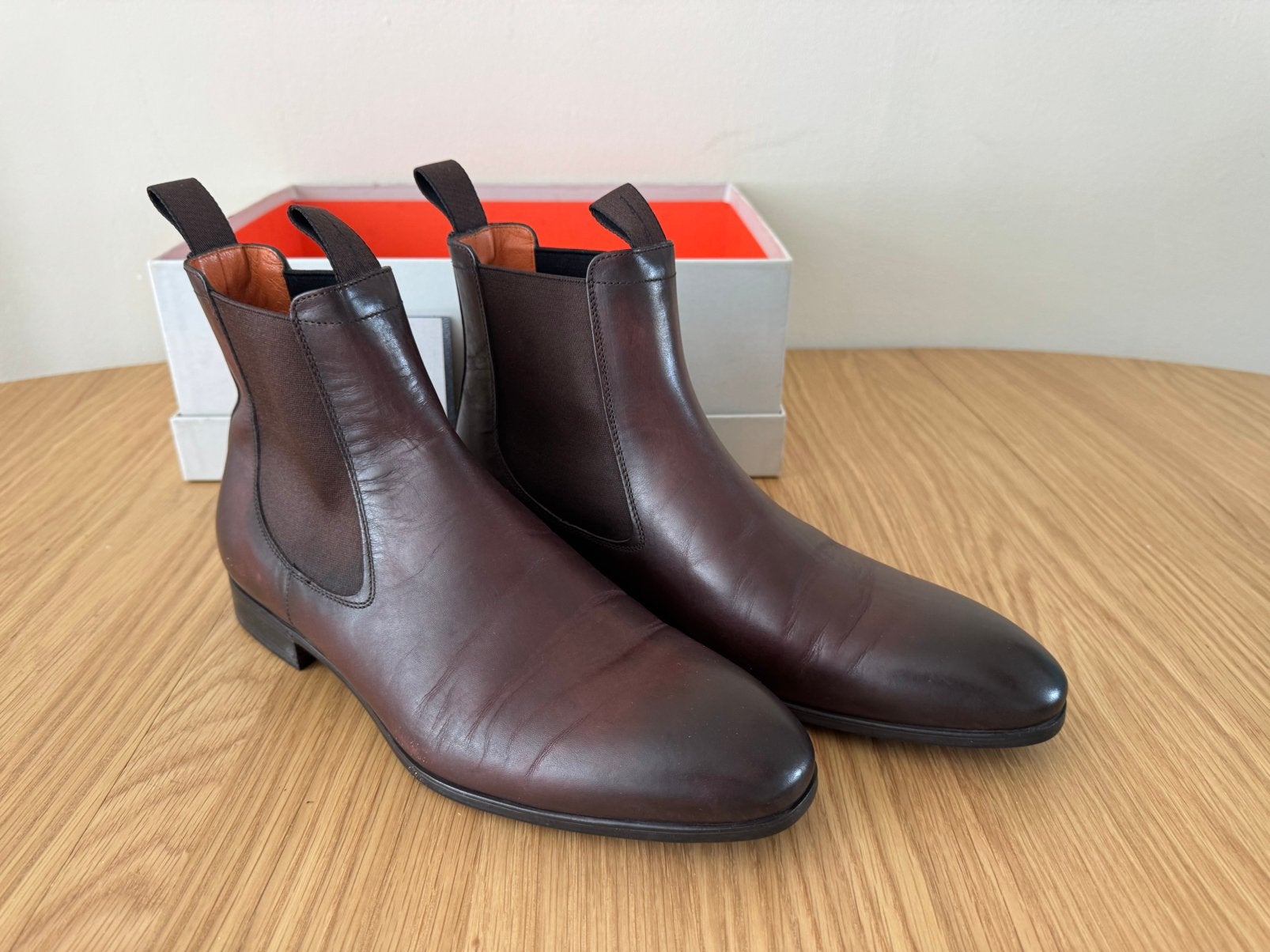 Nieuwe Santoni Chelsea Boots; bruin; maat 40,5 = 41+, Kleding | Heren, Schoenen, Ophalen of Verzenden, Zo goed als nieuw, Bruin