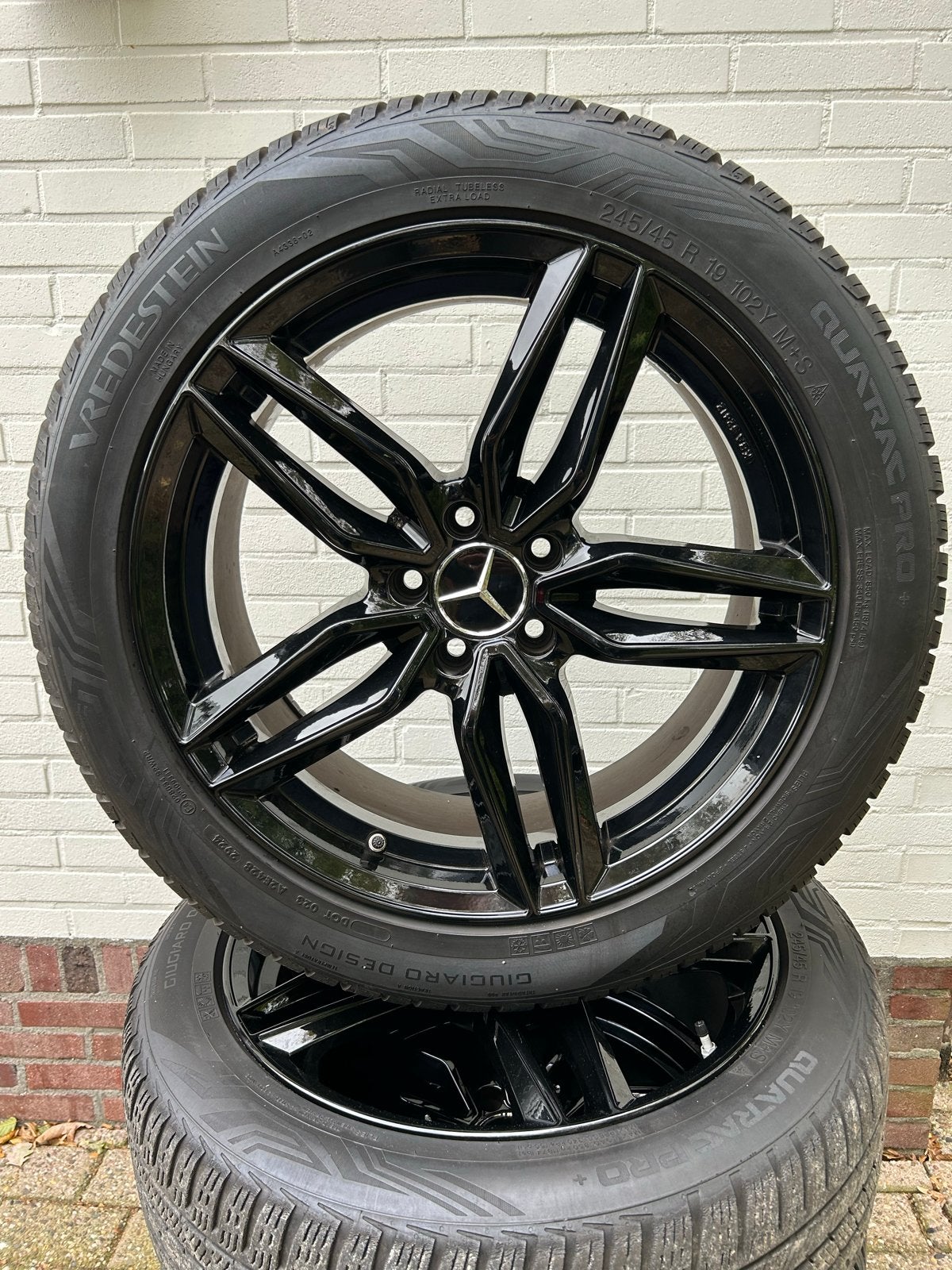 Mercedes Vito 19 inch velgen met All Season banden, Banden en Velgen, All Season, Ophalen, 19 inch
