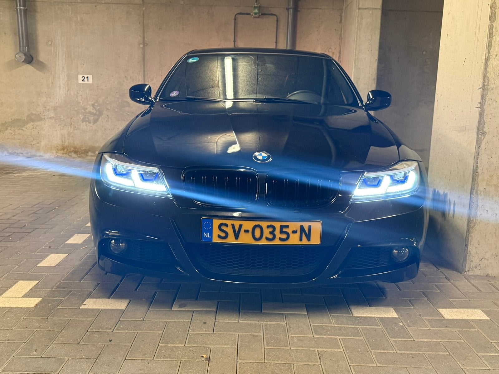 BMW 3-Serie 2.0 I 320 2009 M sport, Achterwielaandrijving, 1995 cc, Zwart, 4 cilinders