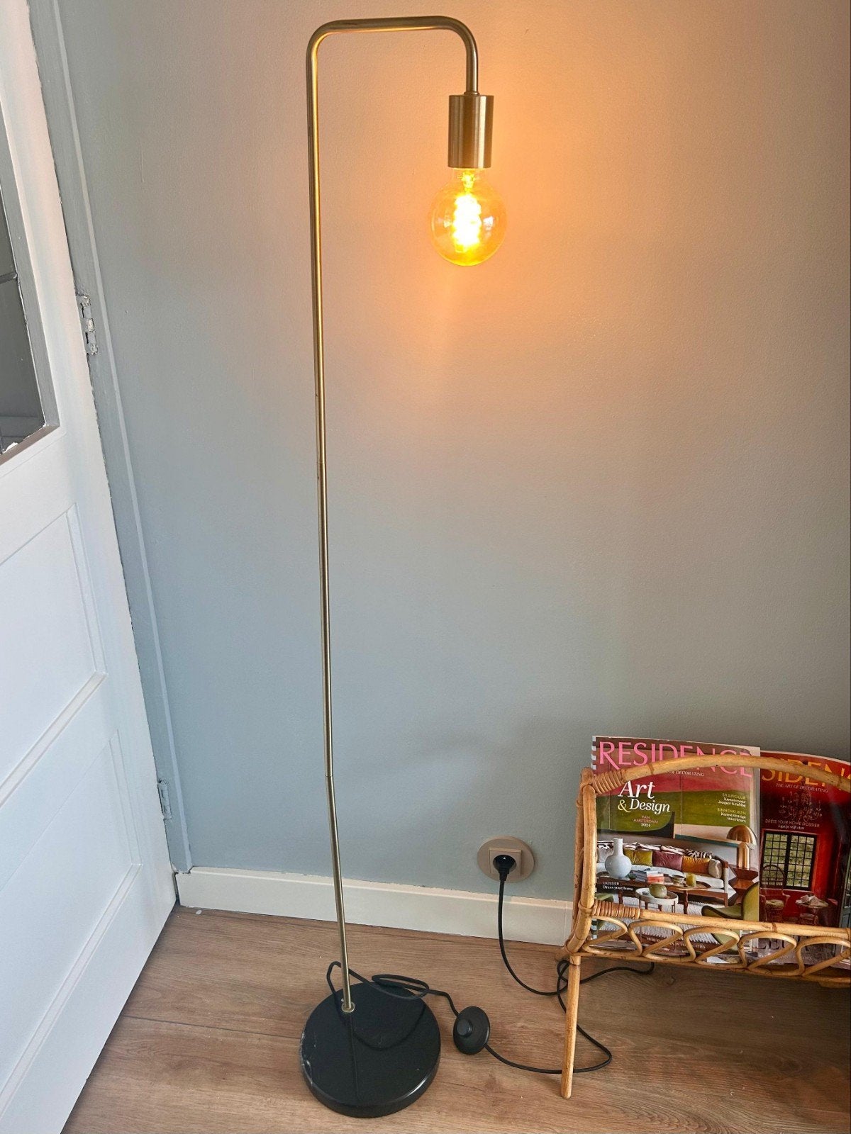 Stijlvolle vloerlamp goud / marmerlook, Ophalen, 100 tot 150 cm, E27 (groot), Zo goed als nieuw