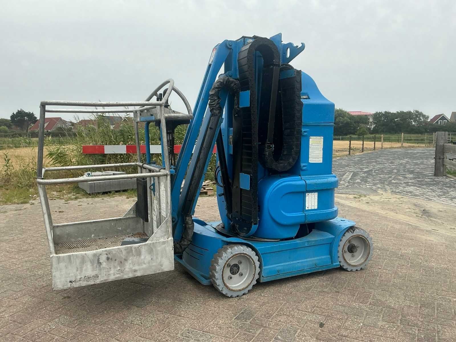 2008 ATN Piaf880R Hoogwerker