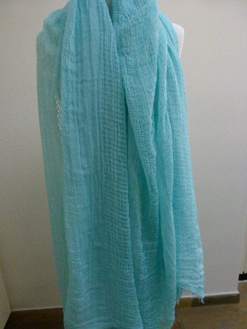 Zeer grote luchtige sjaal van ZARA zacht blauw mint 200 x200, Kleding | Dames, Zara, Maat 46/48 (XL) of groter, Ophalen of Verzenden