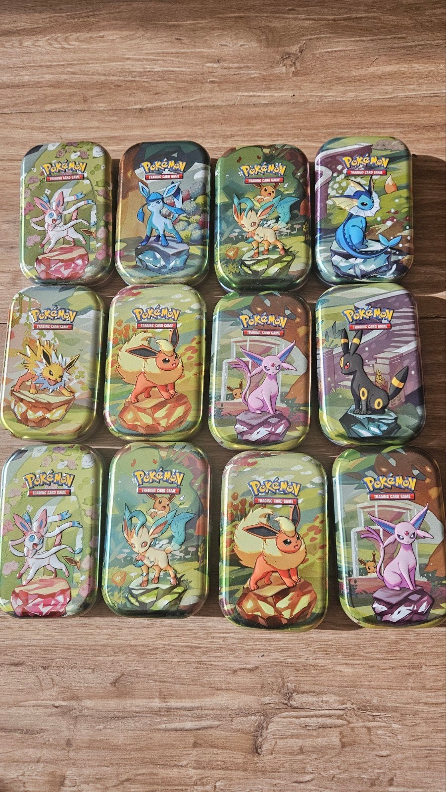 Lege Costco Pokemon Prismatic Evolutions Tins met Munten, Ophalen