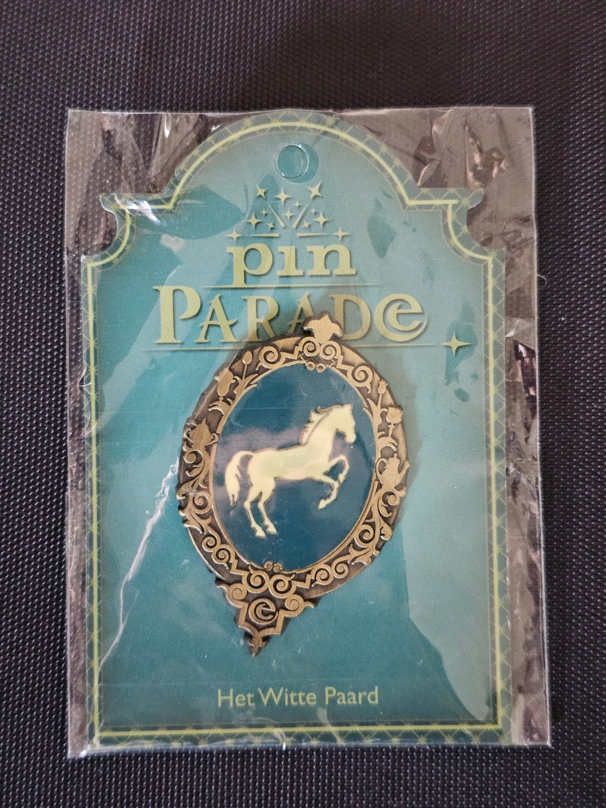Efteling pin - Witte paard, Verzamelen, Ophalen of Verzenden, Zo goed als nieuw, Button of Speldje