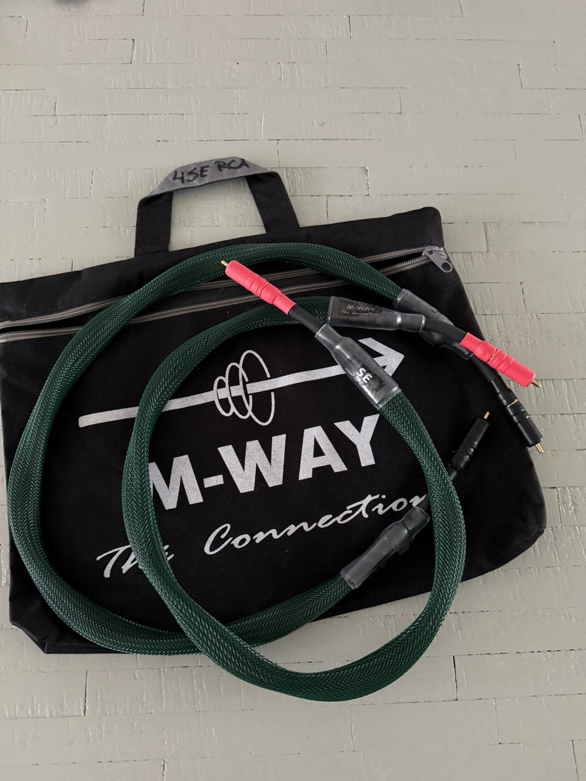 Audiomaat M-Way 4 DW Special Edition RCA Interlink, Ophalen of Verzenden, Zo goed als nieuw, Minder dan 2 meter, Interlink-kabel