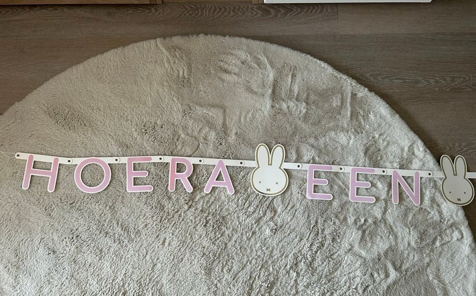 Hoera een meisje slinger Nijntje, Ophalen of Verzenden, Zo goed als nieuw, Feestartikel