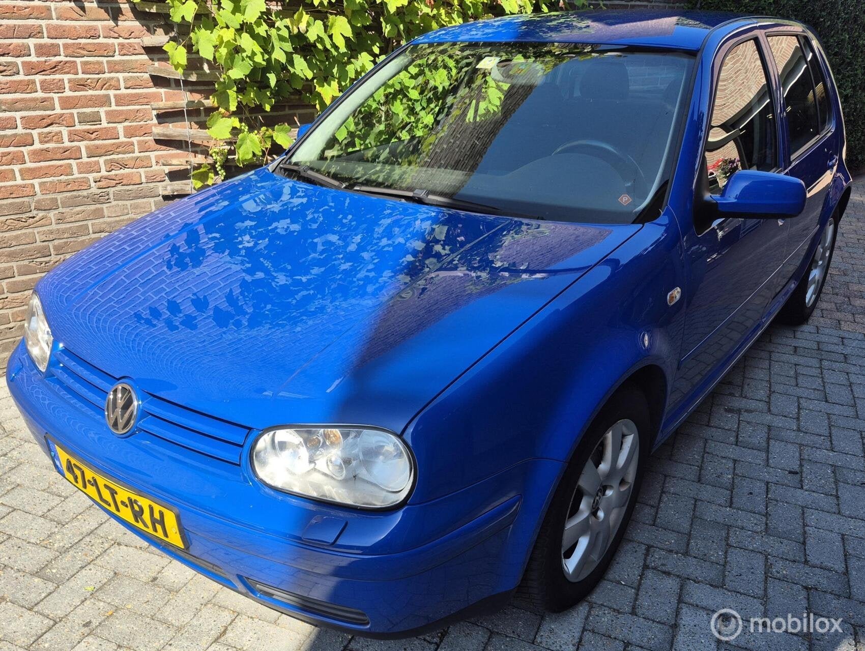 Volkswagen Golf 1.6-16V Pacific MOOI en GOED! APK 01-08-27, Voorwielaandrijving, 4 cilinders, Blauw, 49 €/maand