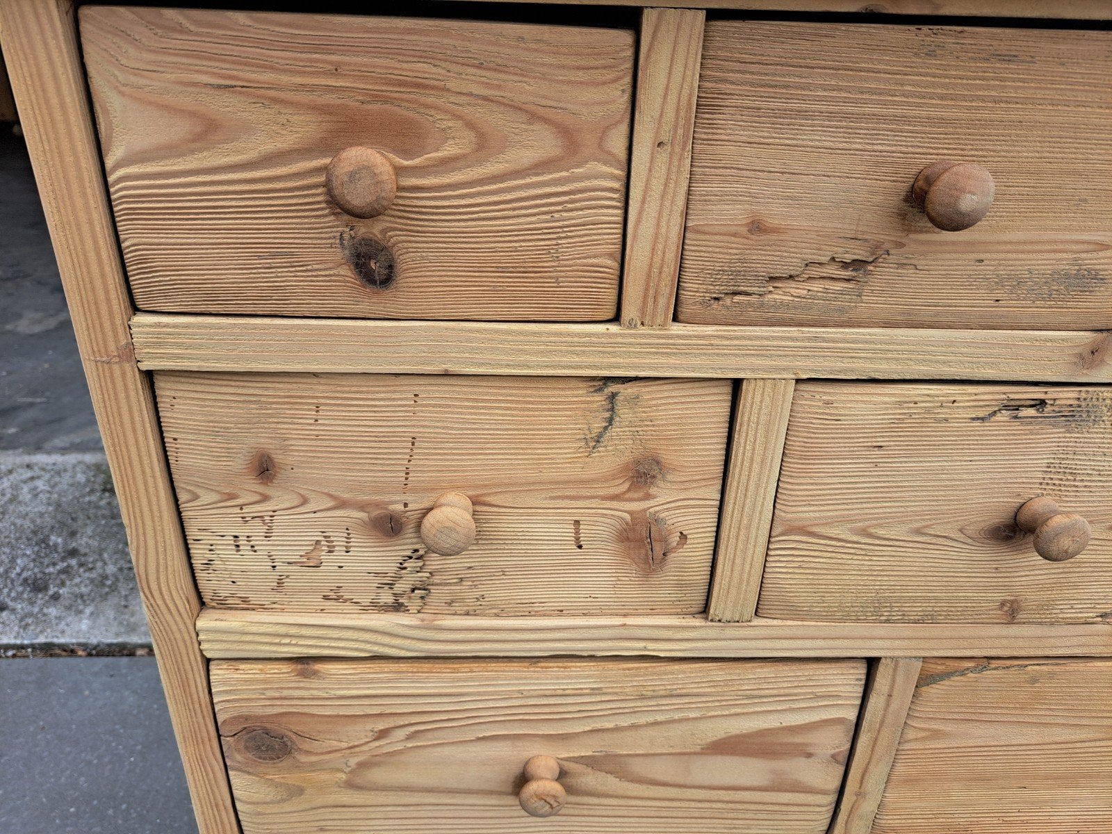 Zeer oud grenen ladekast gerestyld  gezandstraald, Ophalen, RoDeKo Volendam, R.kooij65@gmail.com, Gebruikt