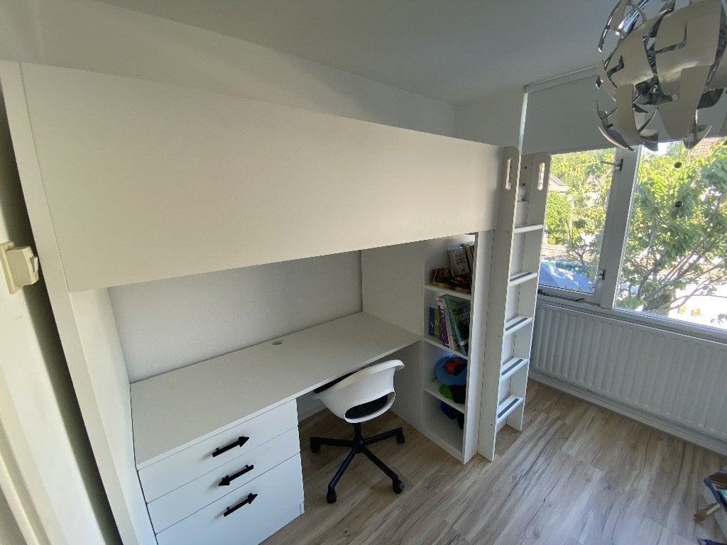 Witte hoogslaper met bureau en lades SMÅSTAD IKEA, Ophalen, Eenpersoons, Zo goed als nieuw, 200 cm
