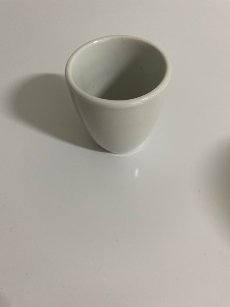 Set van 6 witte eierdopjes, Huis en Inrichting, Keuken | Servies, Nieuw, Kop(pen) en/of Schotel(s), Effen, Keramiek, Ophalen of Verzenden