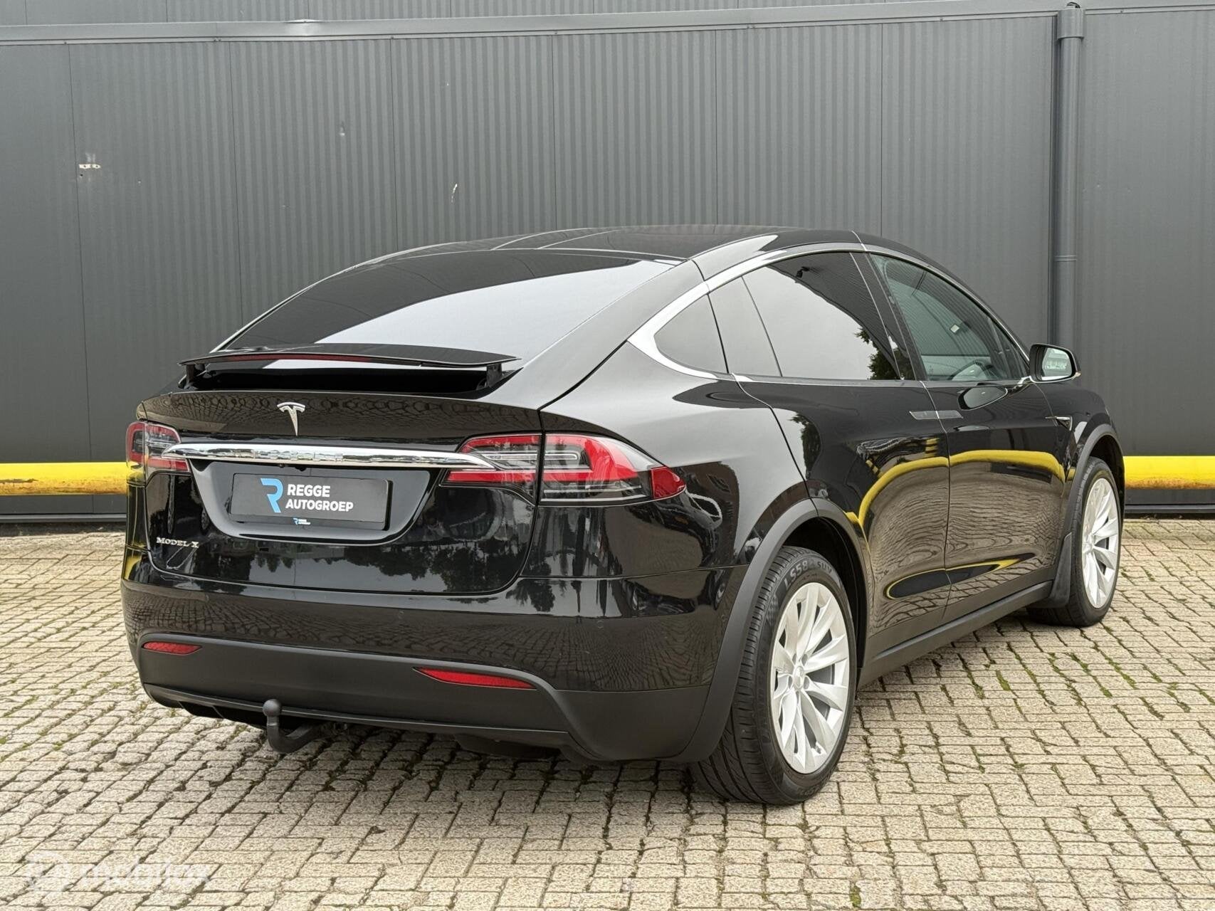 Tesla Model X 75D Base AUTOPILOT | CCS | TREKHAAK, Auto's, Automaat, Model X, Gebruikt, Verwarmde buitenspiegels