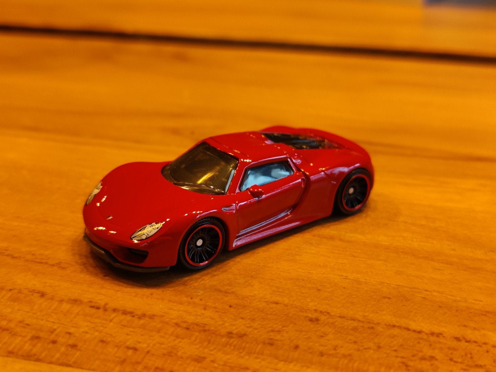 Matchbox Porsche 918 ROOD, Ophalen of Verzenden, Zo goed als nieuw, Auto