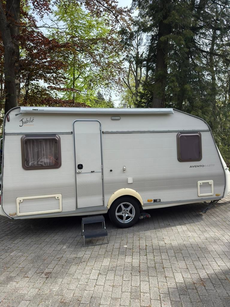 Avento 445 jubile 2003 voortent en luifel, Caravans en Kamperen, Treinzit, Particulier, 4 tot 5 meter, Luifel