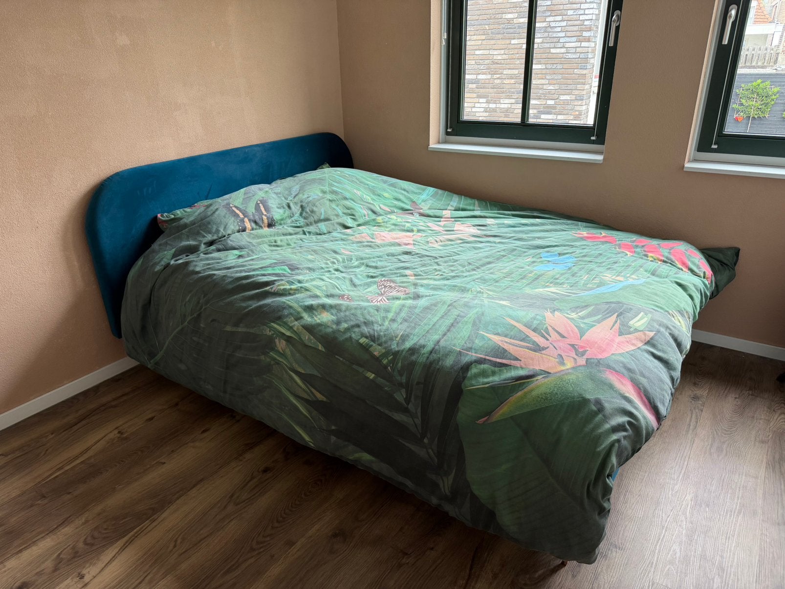 Made Fluwelen Bed 140x200 incl. Matras, Huis en Inrichting, Slaapkamer | Bedden, Ophalen, Overige materialen, Gebruikt, Tweepersoons