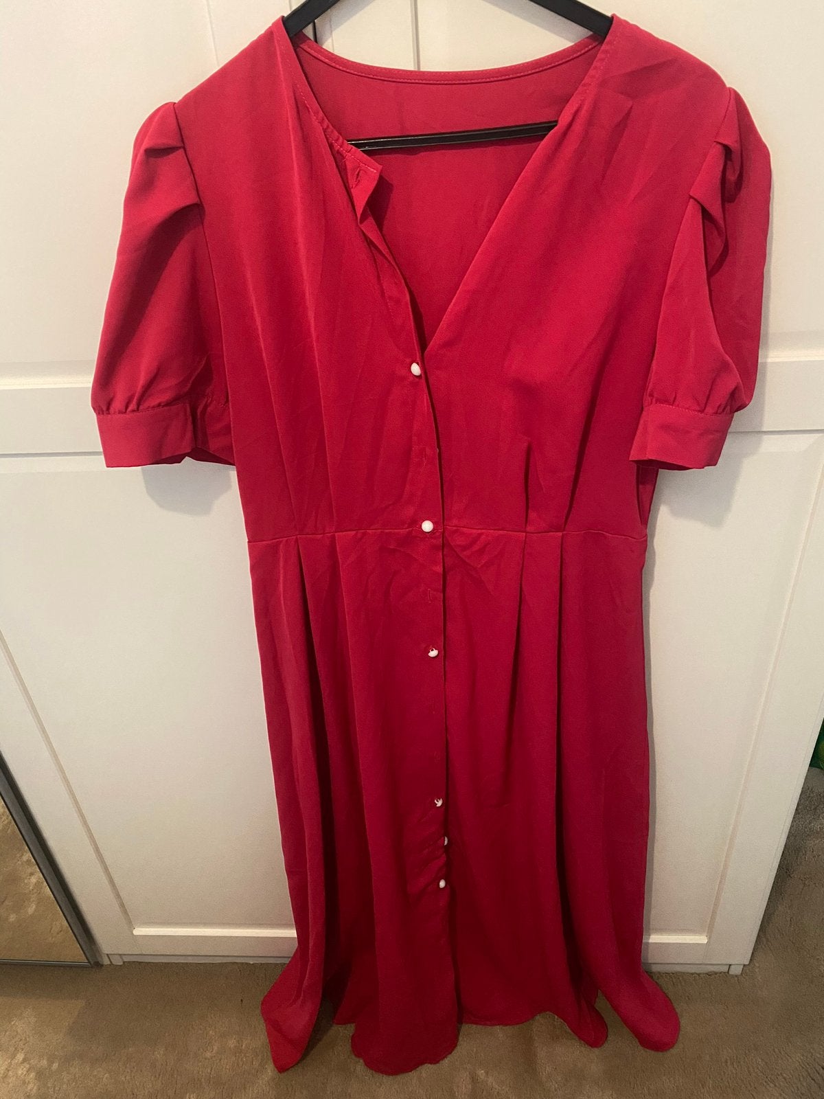 Roze lange jurk met witte knoopjes, Kleding | Dames, Maat 42/44 (L), Nieuw, Ophalen of Verzenden, Roze