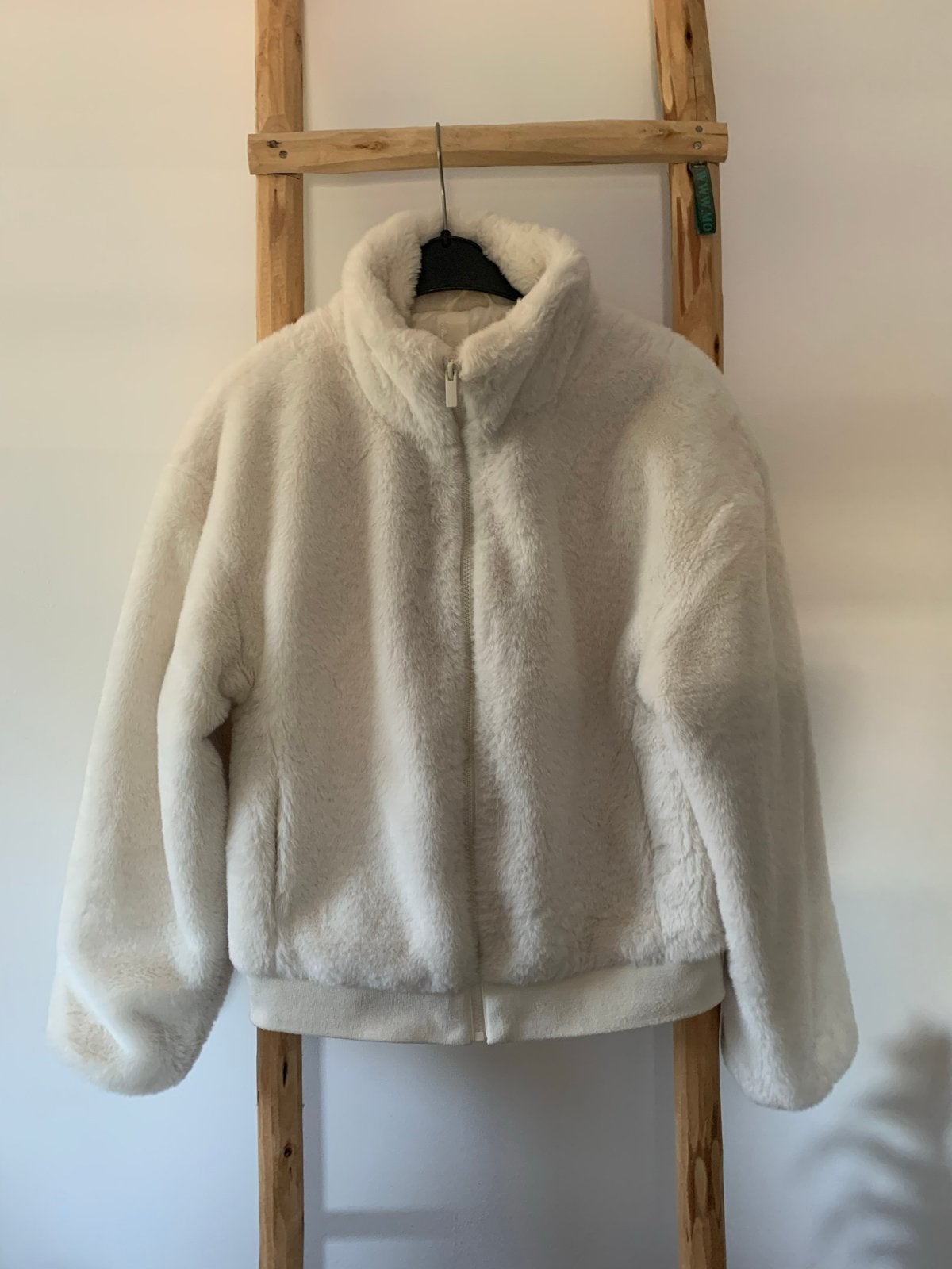 Witte teddy jas met rits - Maat M, Ophalen of Verzenden, Zo goed als nieuw, Maat 38/40 (M), Wit