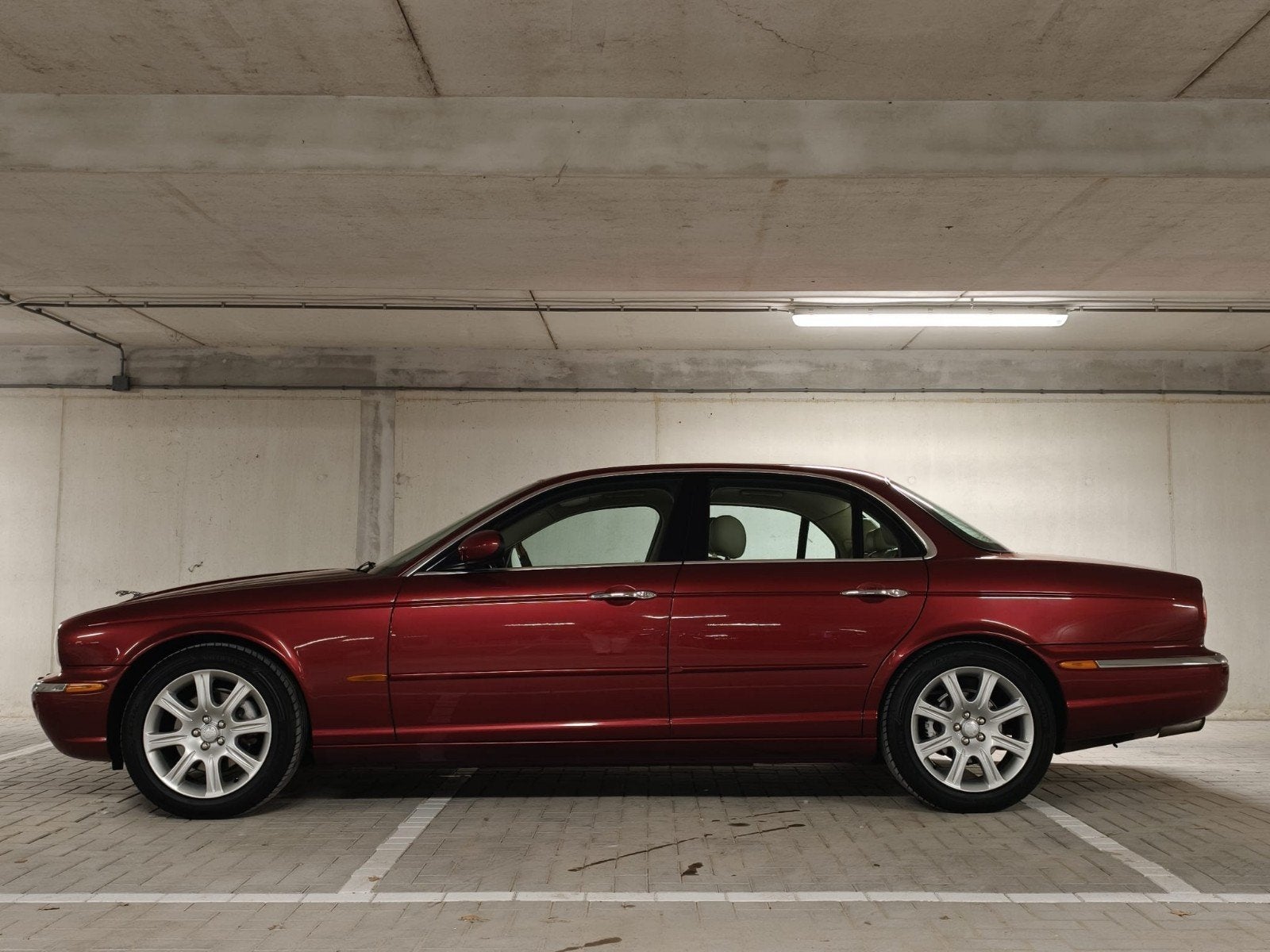 Jaguar XJ 3.0 V6 Executive | Youngtimer | Automaat | Leder |, Auto's, Automaat, 238 pk, Achterwielaandrijving, Beige