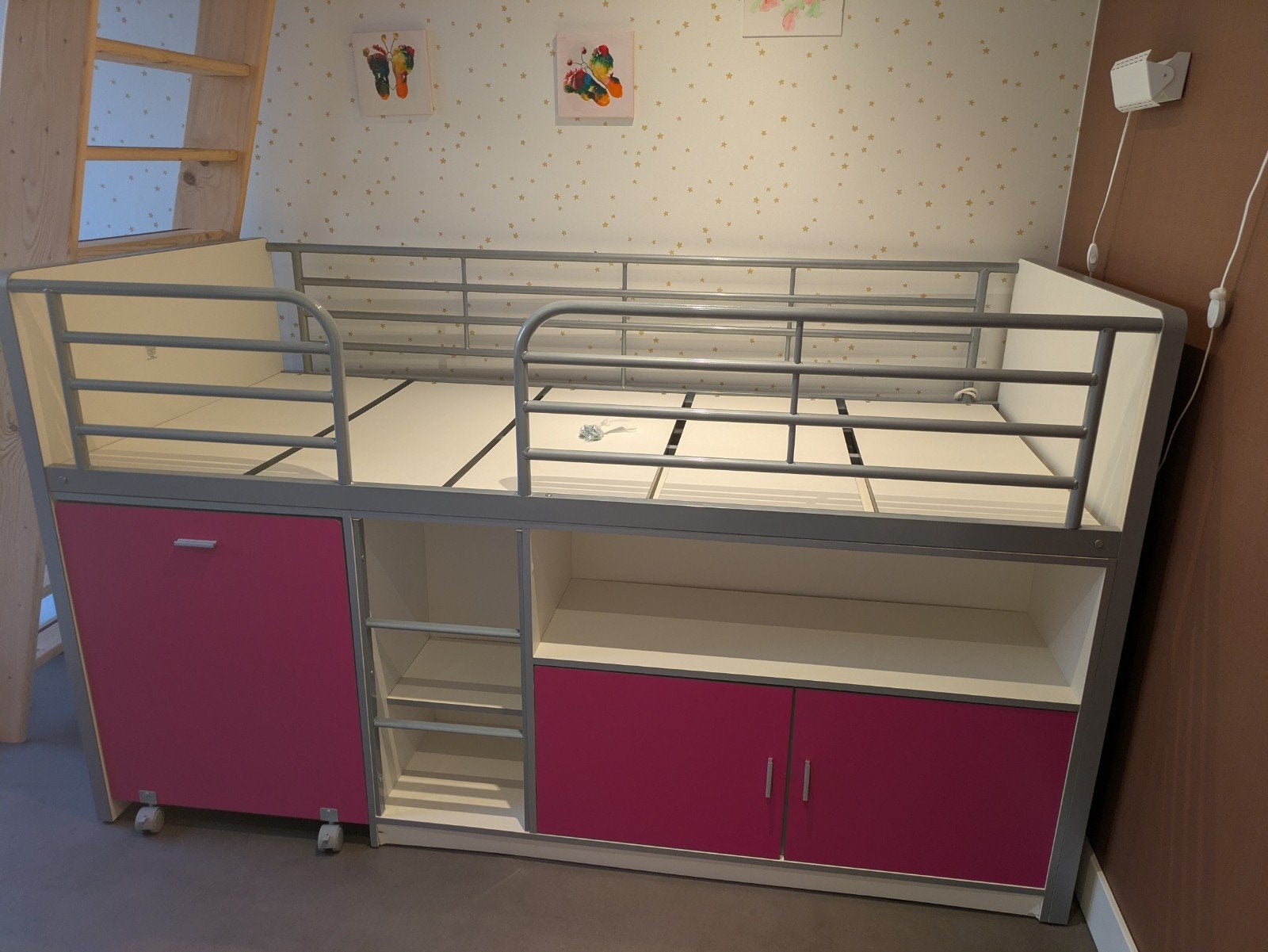Leuke meiden half hoogslaper Vipack, Ophalen, Zo goed als nieuw, Hoogslaper
