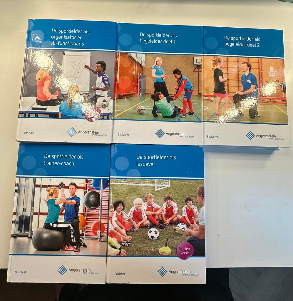 CIOS sportopleiding boeken, Boeken, Ophalen of Verzenden, Zo goed als nieuw, Overige niveaus, Nederlands