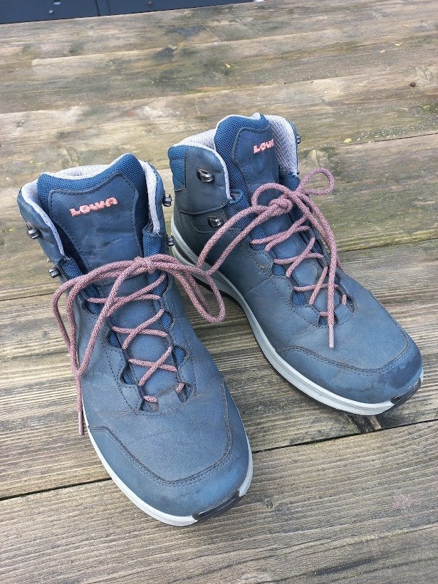 Lowa locarno wandelschoenen maat 40 wandelen, Zo goed als nieuw, Lowa, Blauw, Wandelschoenen