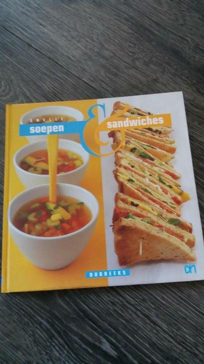 Snelle soepen & sandwiches  AH kookboek  104 bladzijden  har, Boeken, Ophalen of Verzenden, Zo goed als nieuw