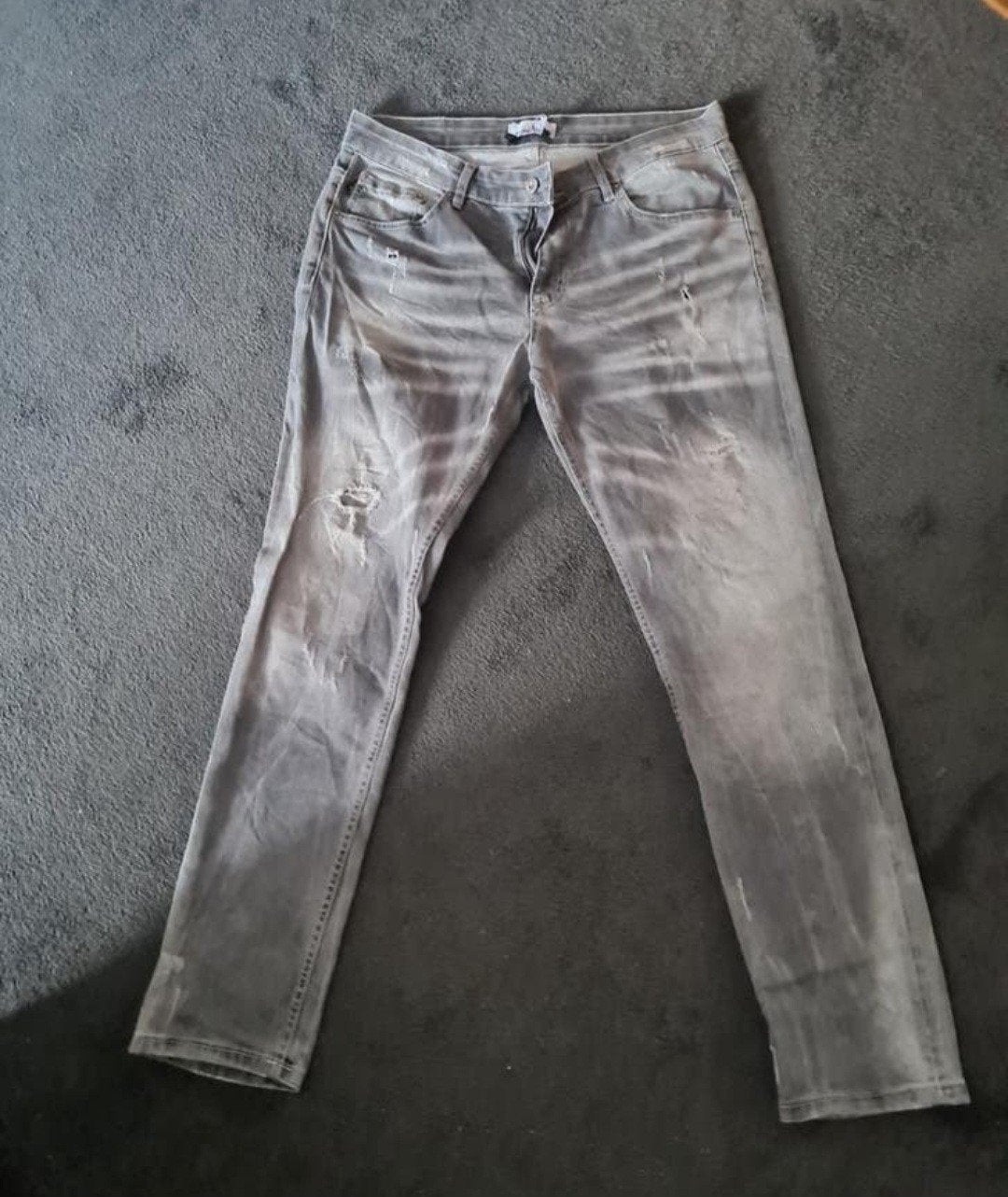 Spijkerbroek maat xl grijs, Kleding | Heren, Spijkerbroeken en Jeans, Ophalen of Verzenden, Zo goed als nieuw, Grijs, Stone Island