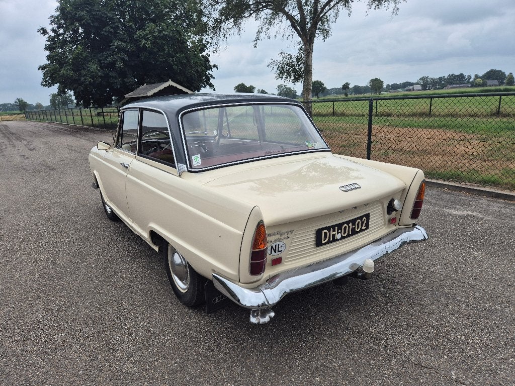 DKW F11, foto 3
