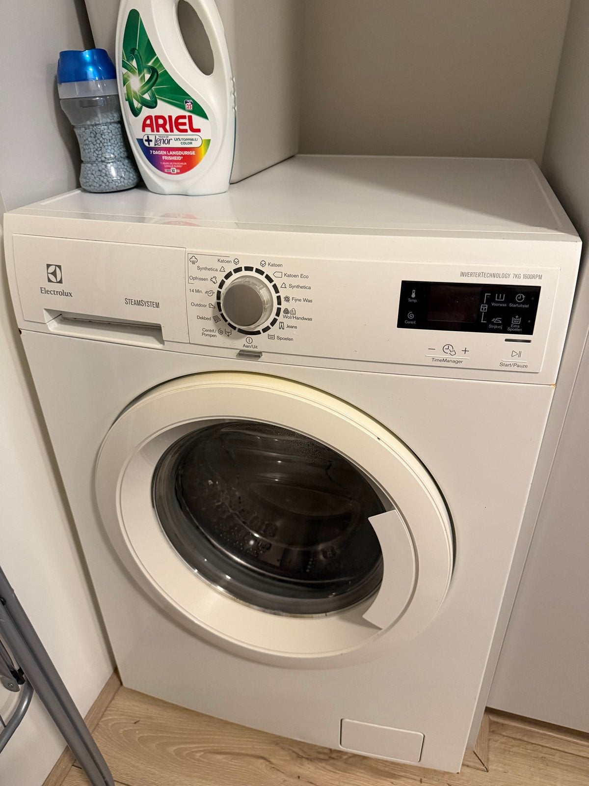 Electrolux Wasmachine (7kg/1600 RPM) + Gratis Droogrek, Ophalen, 6 tot 8 kg, Minder dan 85 cm, Voorlader