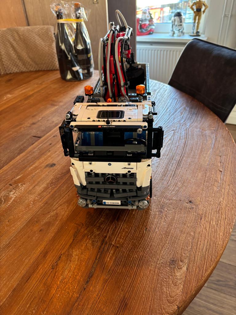 Lego 42043 - Mercedes-Benz Arocs 3245, Ophalen of Verzenden, Zo goed als nieuw