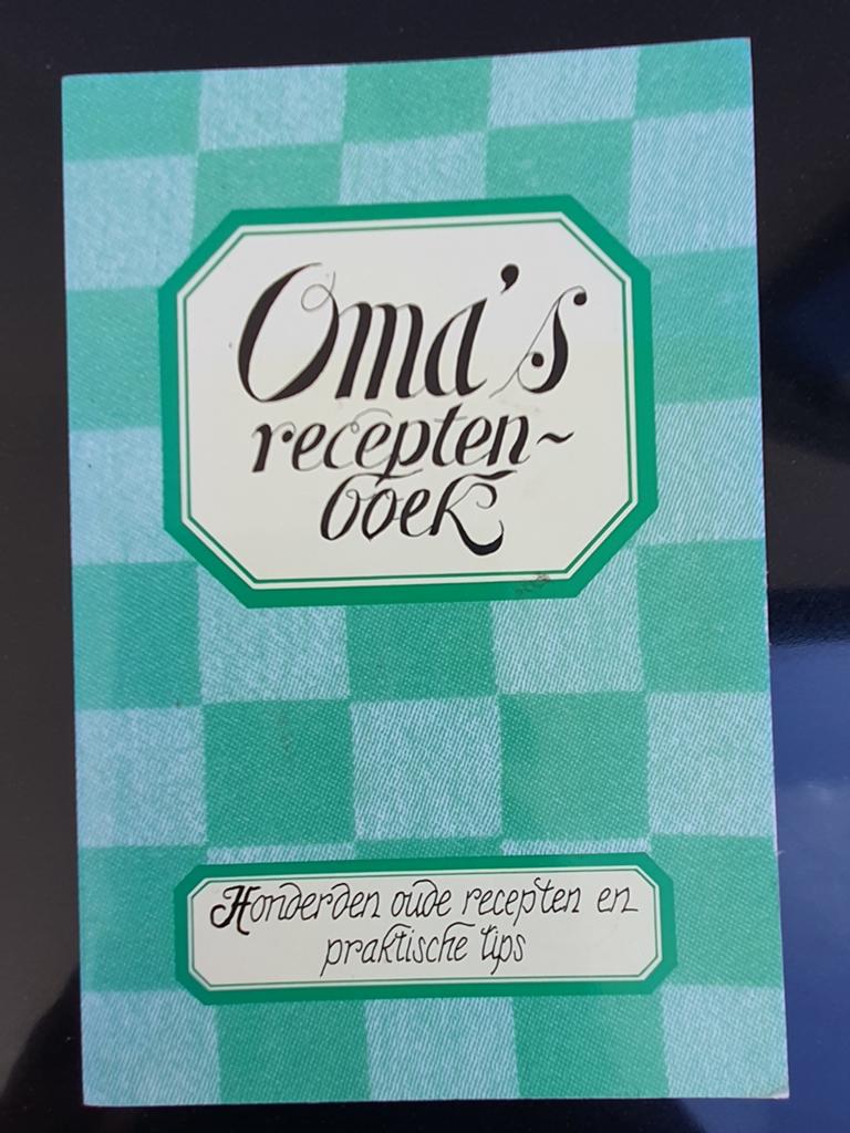 Oma's receptenboek, Ophalen of Verzenden, Zo goed als nieuw, Azië en Oosters